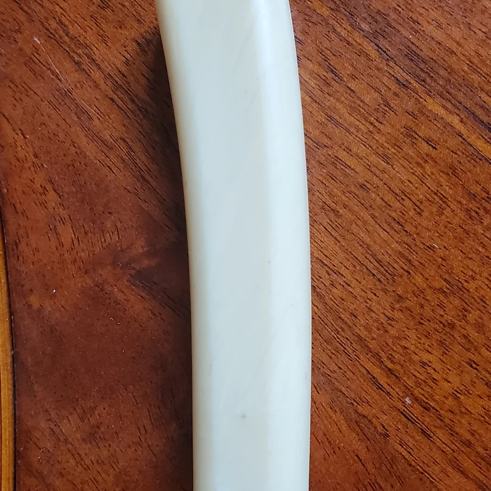 VTG Regent Sheffield England Warwick Cream Handle Bread Knife Leaves 1970s